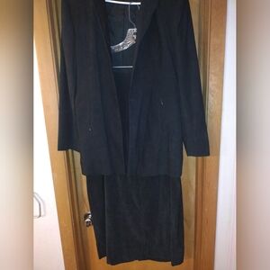 Susan Graver SG Sport Collection Ultra Suede Suit Blazer Skirt Black Size 14